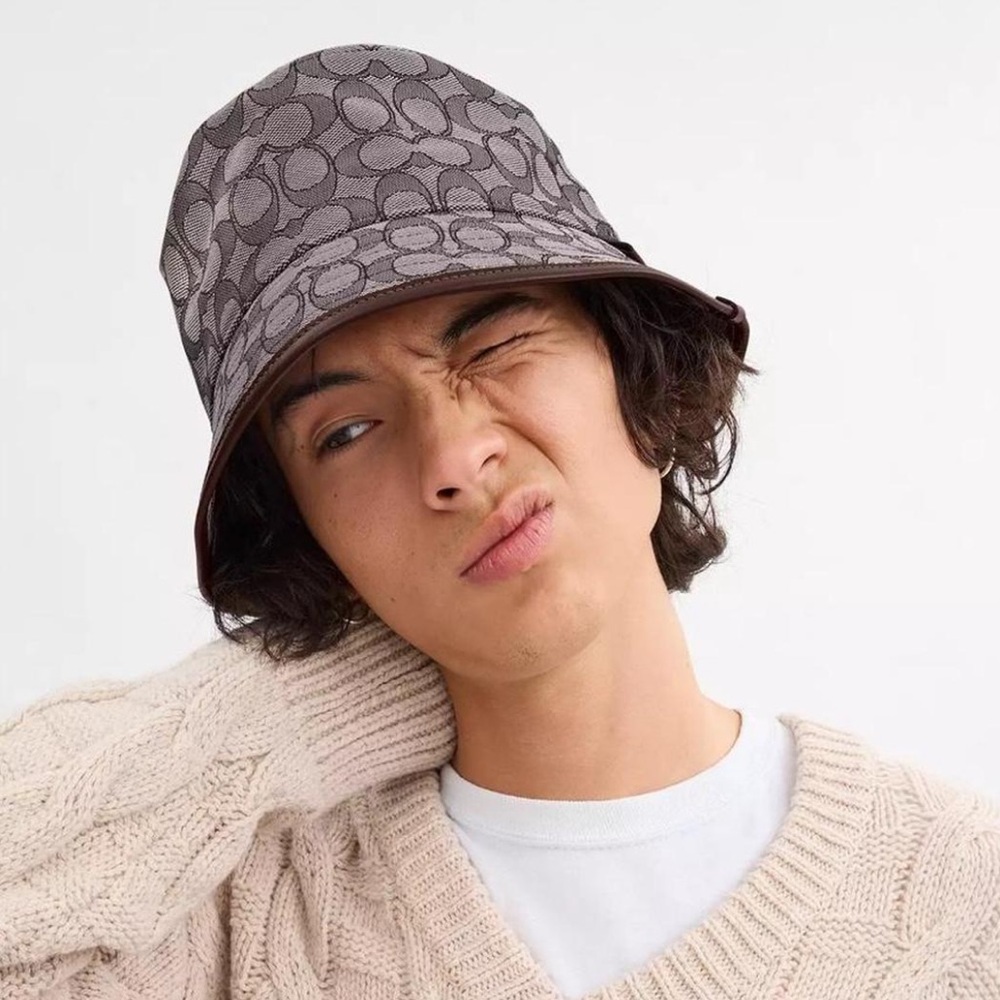 Coach Signature Jacquard Bucket Hat C5815 Sandstone/Dark Oak O/S NWOT